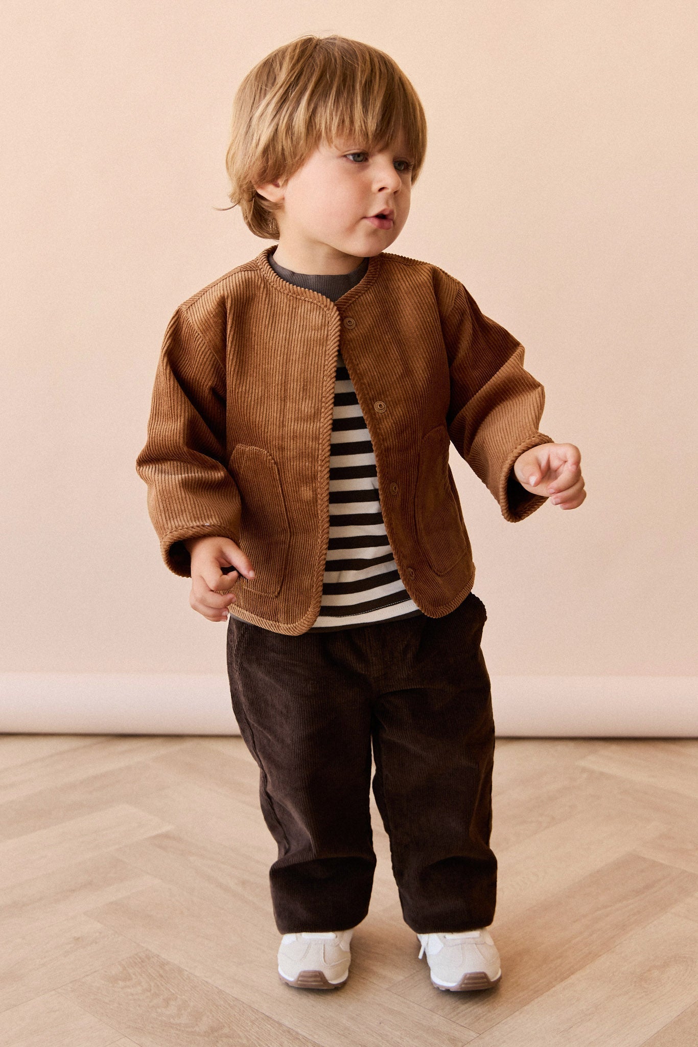 Veste en velours côtelé boutonnée pour garçons, coloris marron chaud, vêtement d'extérieur décontracté