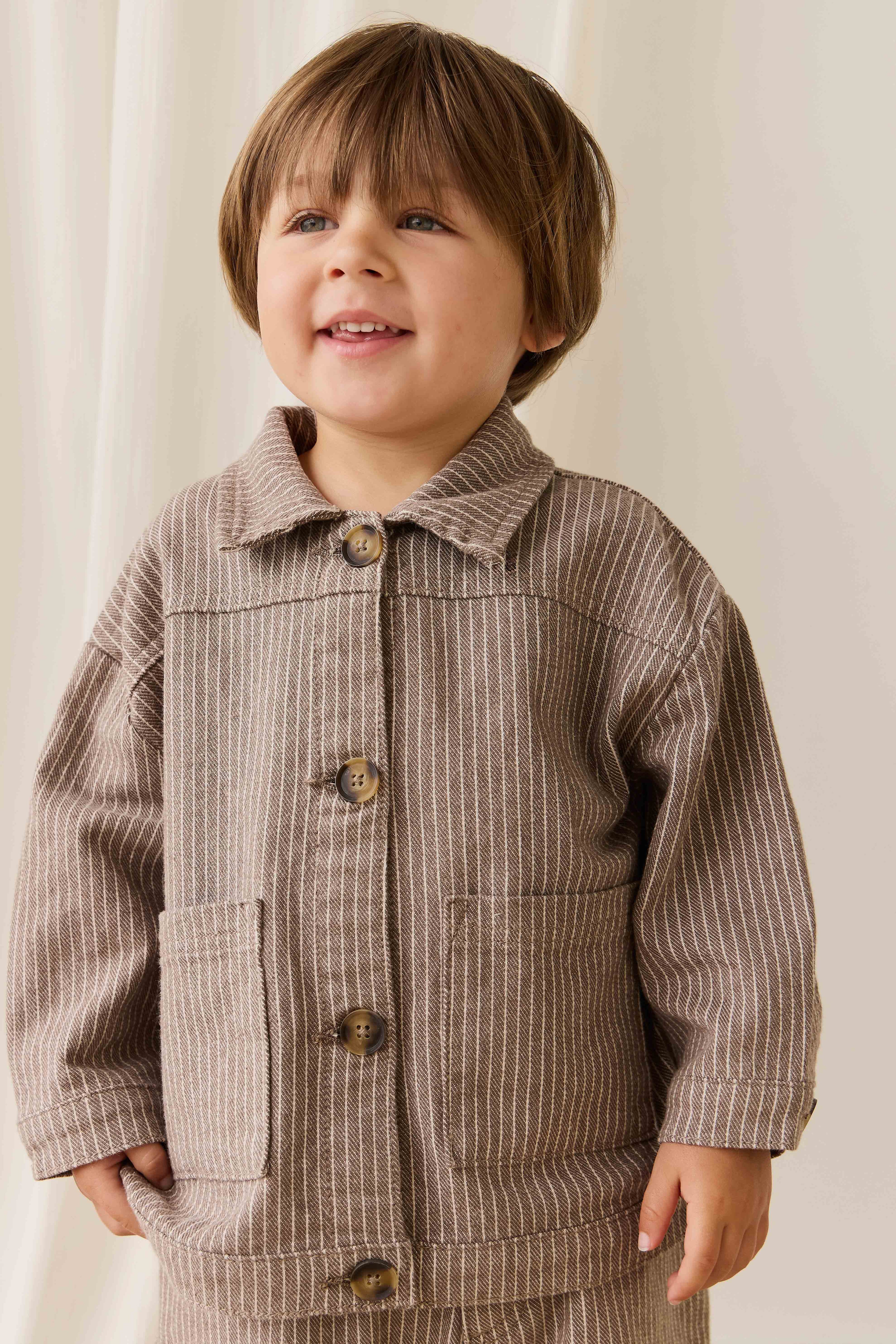 Veste boutonnée en coton à rayures pour garçons, poches plaquées, couleur brun manioc