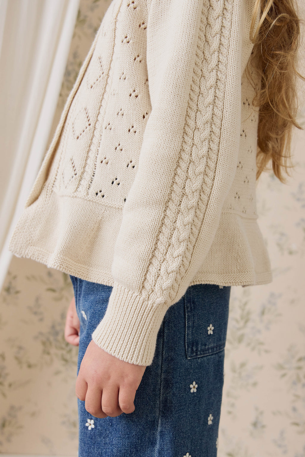 Gilet péplum en maille boutonnée en coton à manches longues pour fille Vanilla Diamond