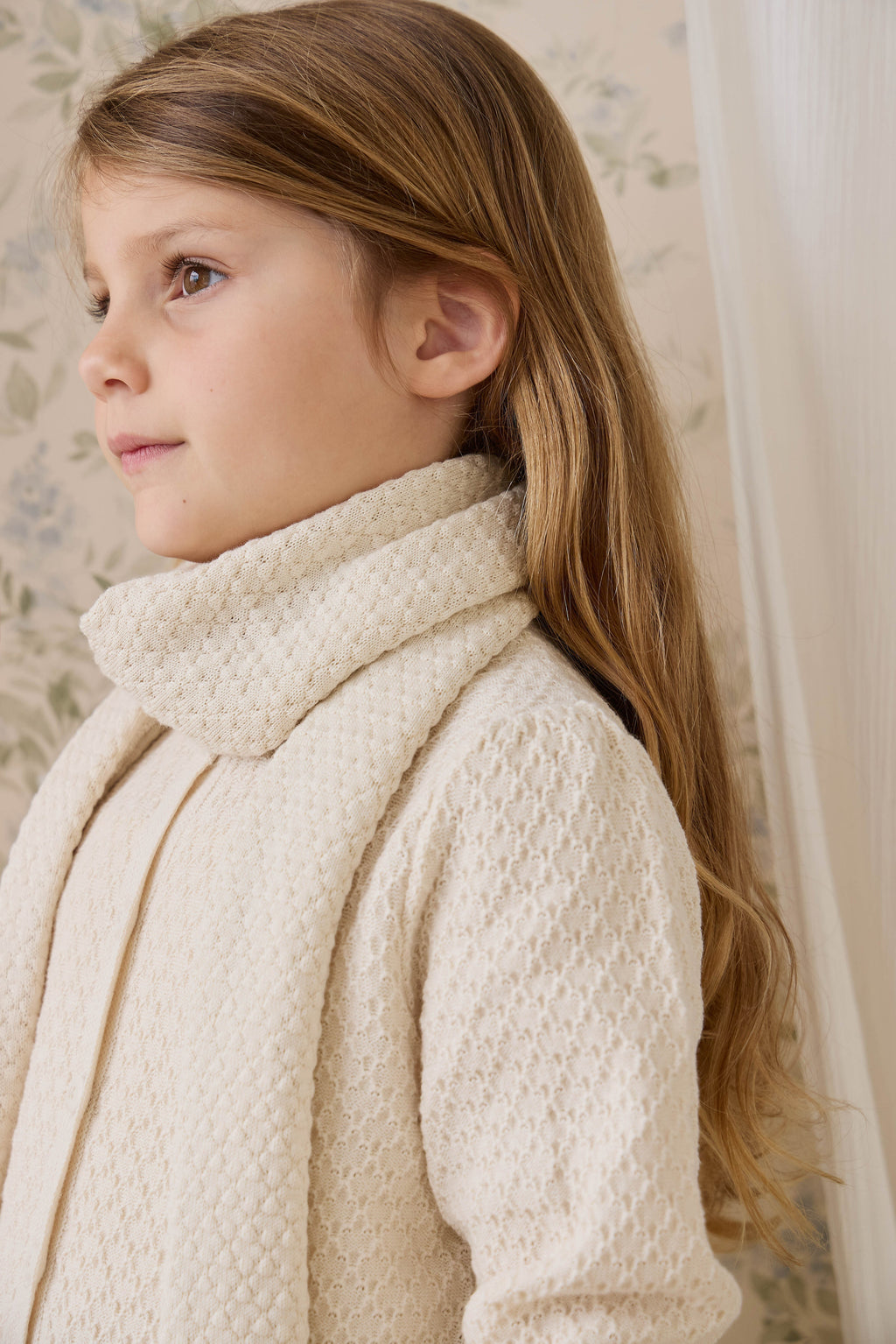 Écharpe en coton tricoté texturé crème vanille pour fille, douce et respirante