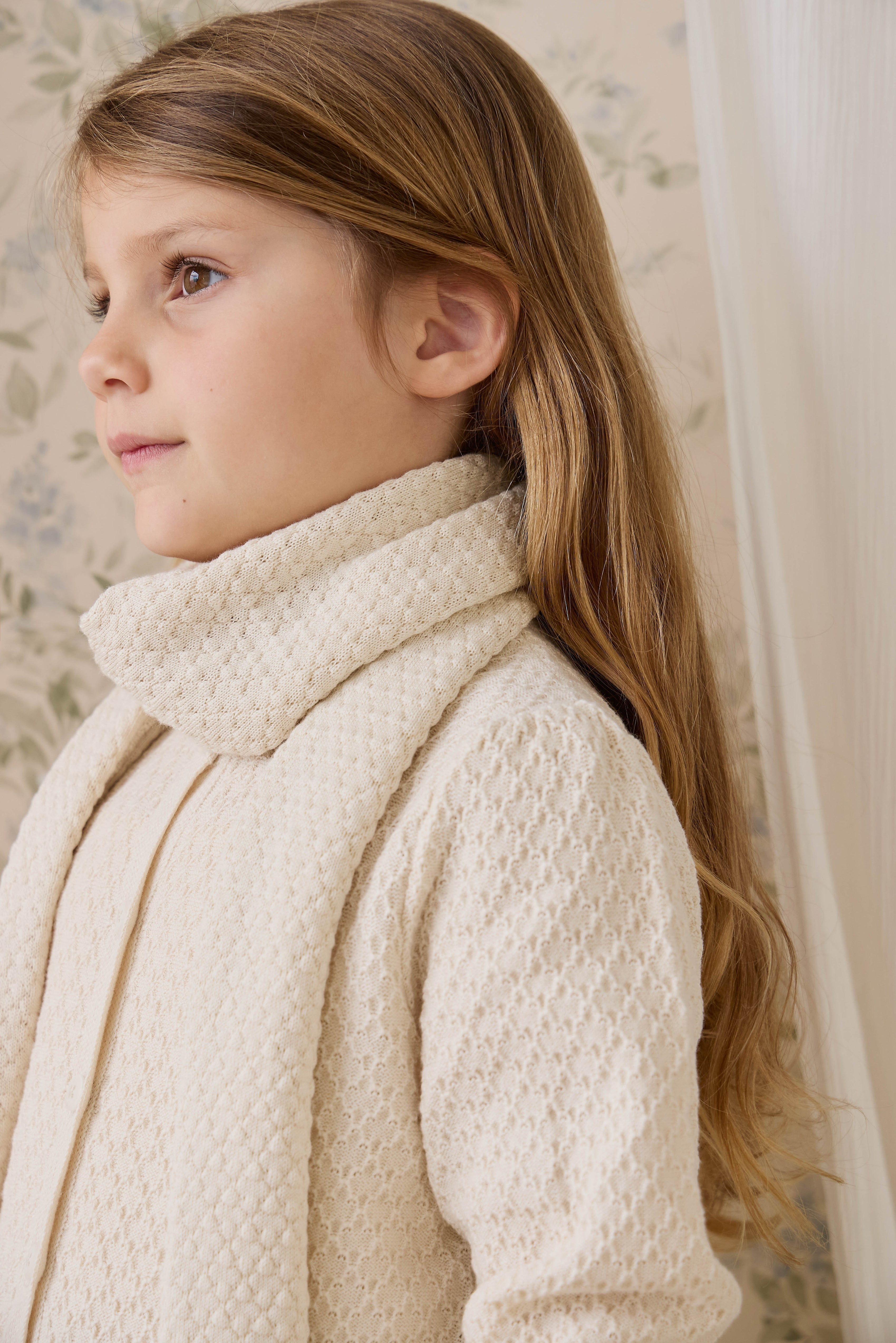Écharpe en coton tricoté texturé crème vanille pour fille, douce et respirante