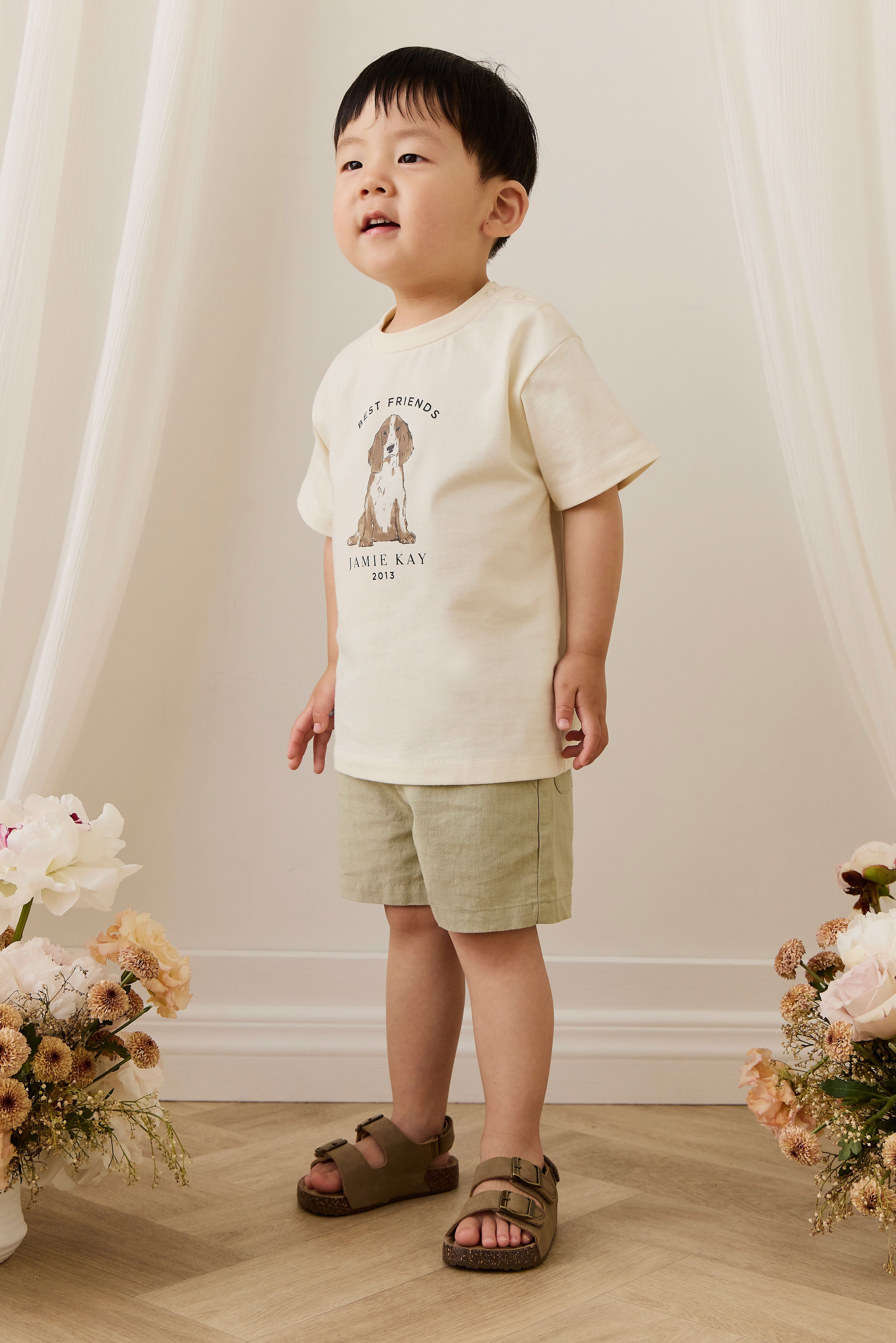 Short décontracté en lin et coton vert sauge pour enfant avec taille élastique et respirant