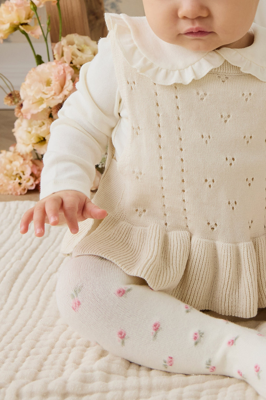Haut sans manches en tricot texturé pour filles, en coton doux, col festonné, coloris vanille