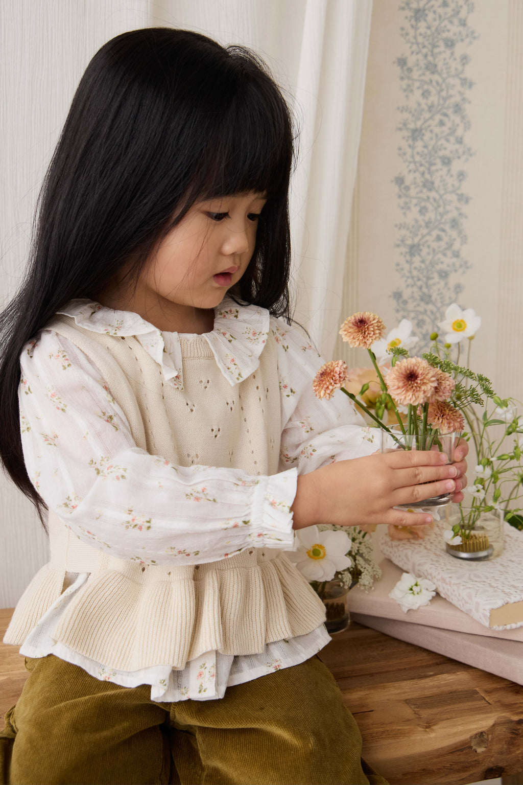 Haut sans manches en tricot texturé pour filles, en coton doux, col festonné, coloris vanille