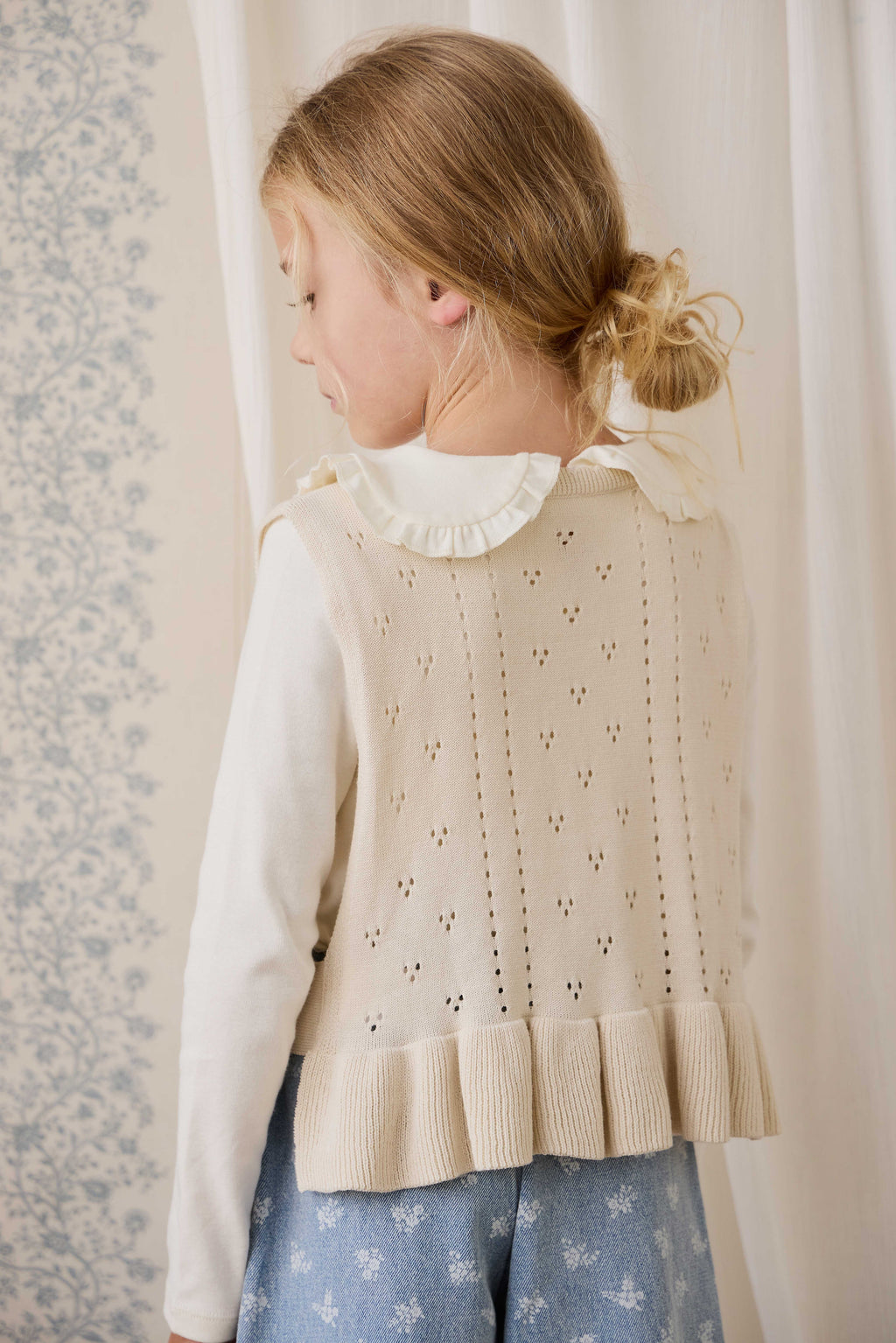 Haut sans manches en tricot texturé pour filles, en coton doux, col festonné, coloris vanille