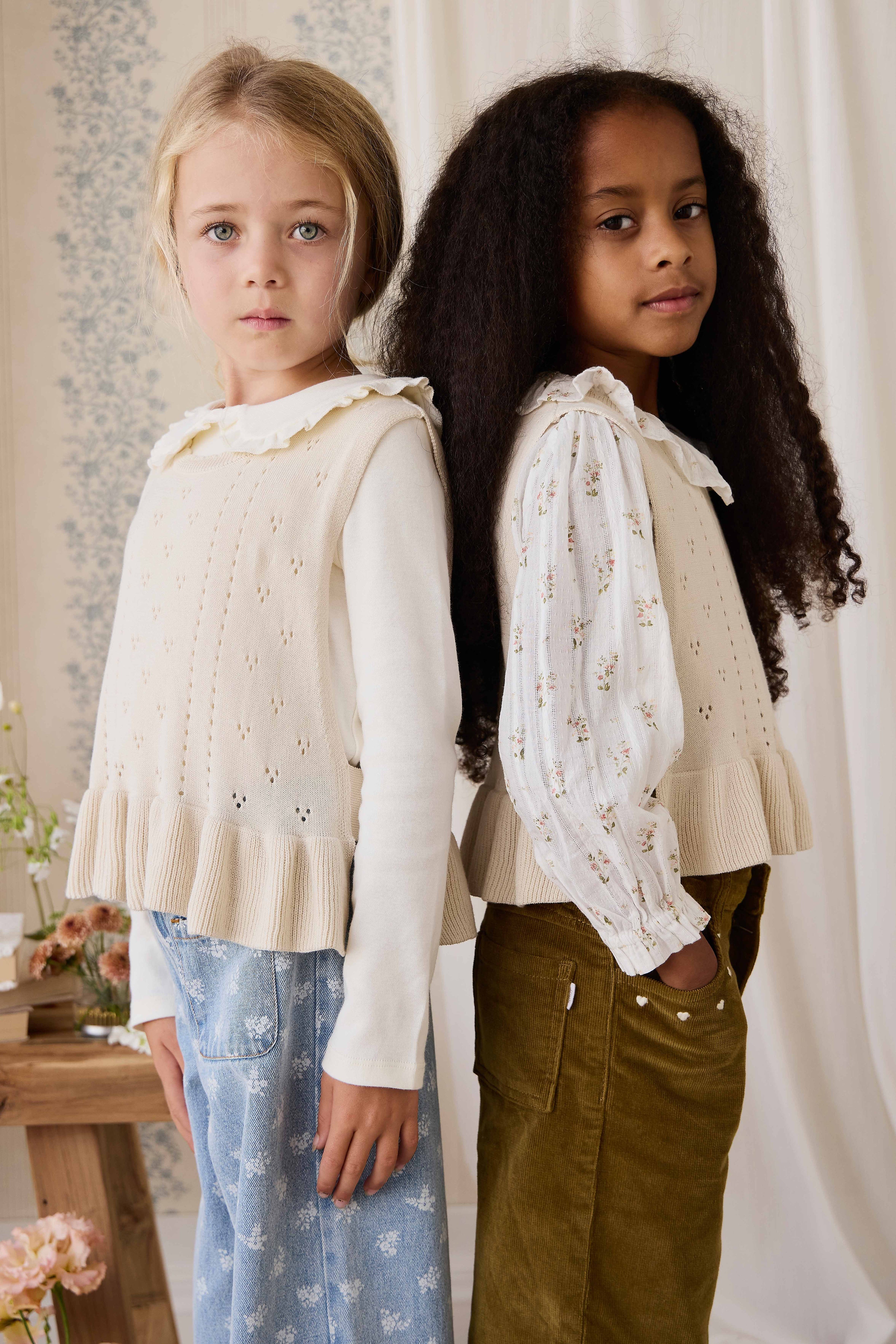 Haut sans manches en tricot texturé pour filles, en coton doux, col festonné, coloris vanille