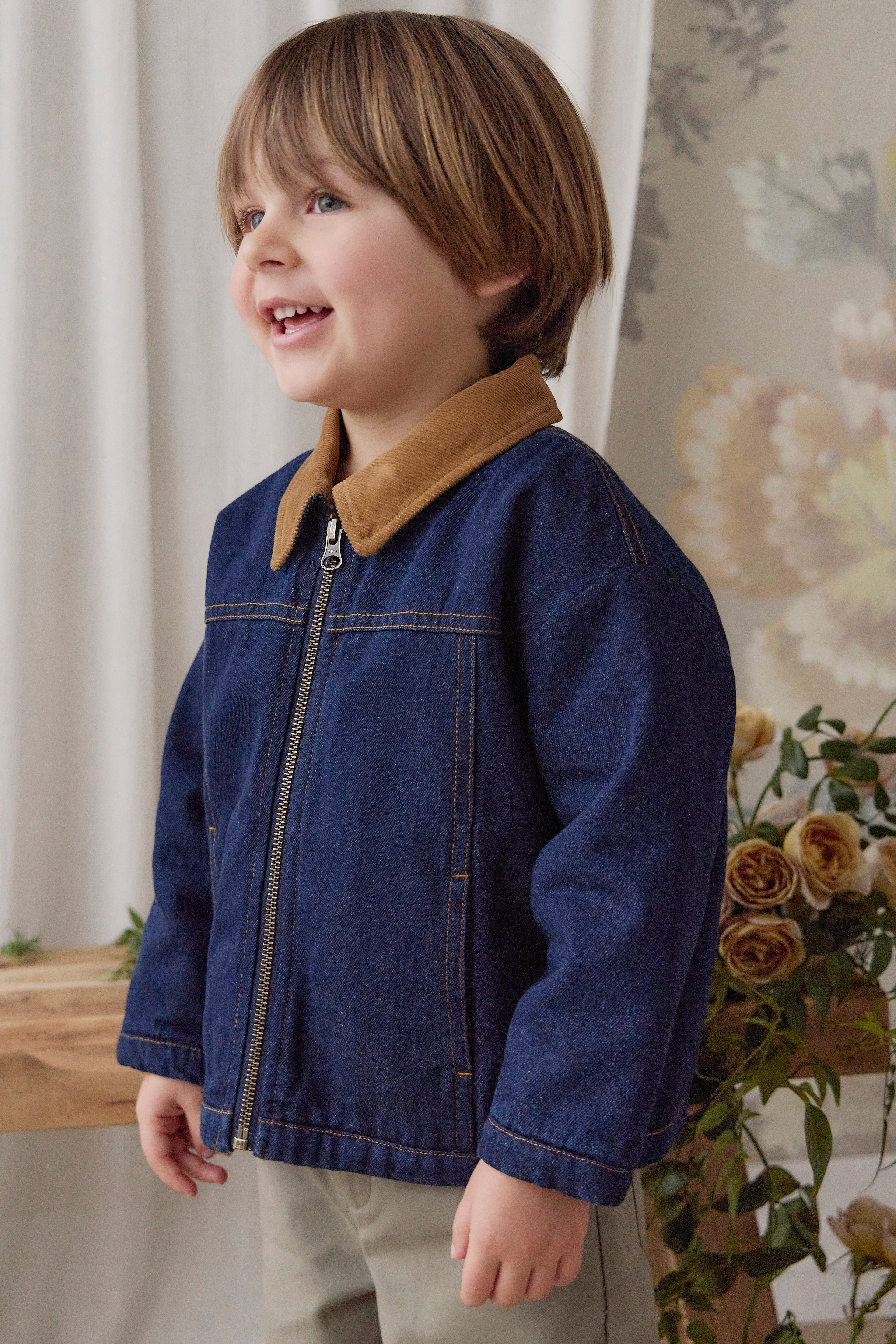 Blouson zippé en jean mi-indigo avec col en velours côtelé pour garçons