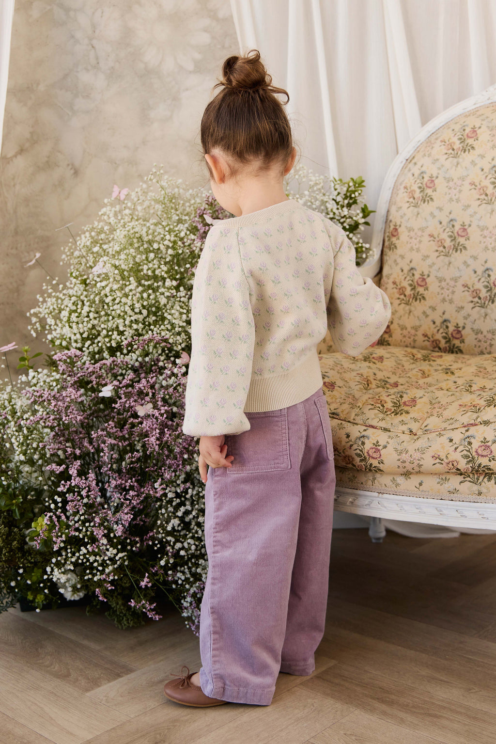 Cardigan Fille en Coton Tricoté Crème à Fleurs, Manches Bouffantes et Boutons sur le Devant