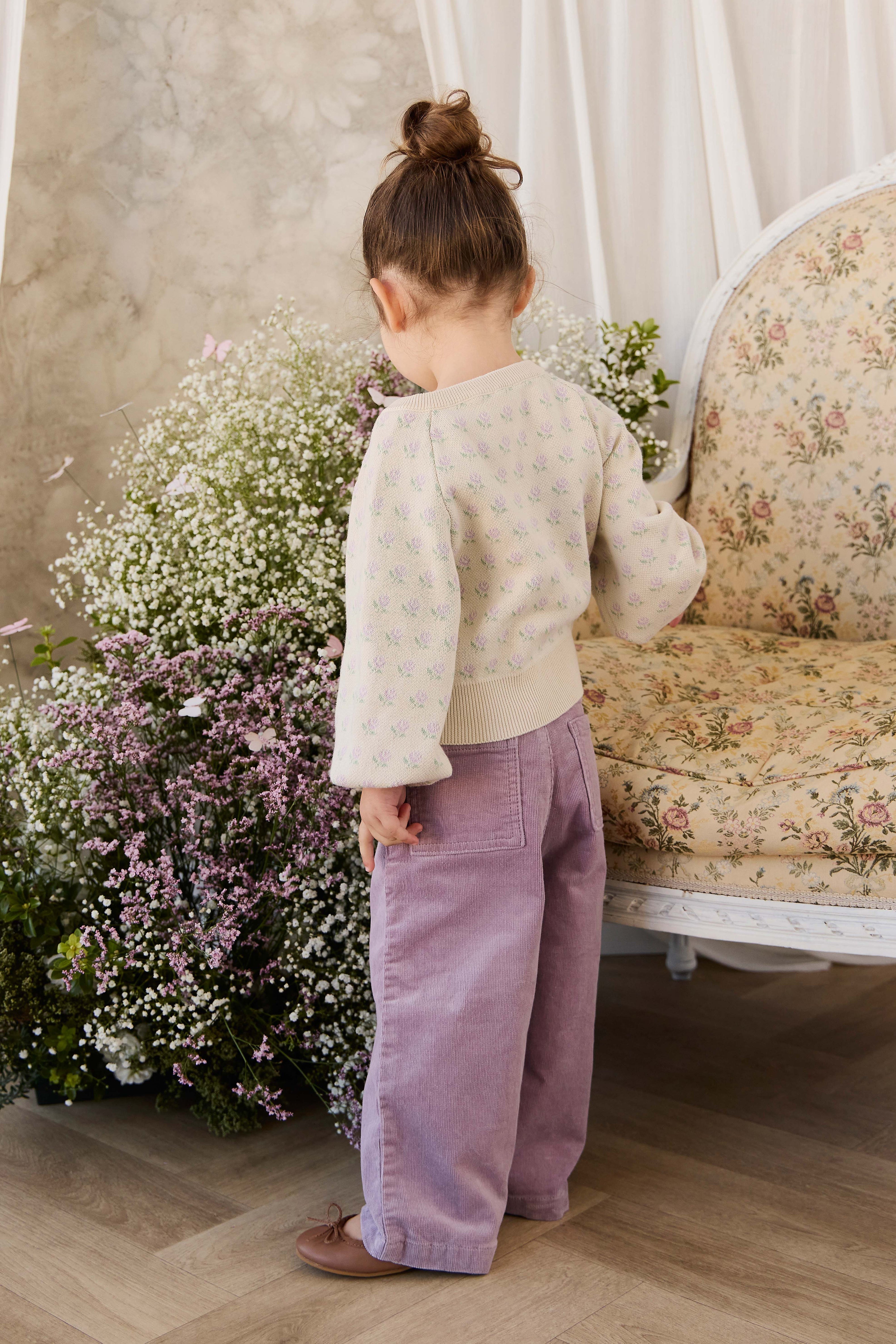 Cardigan Fille en Coton Tricoté Crème à Fleurs, Manches Bouffantes et Boutons sur le Devant