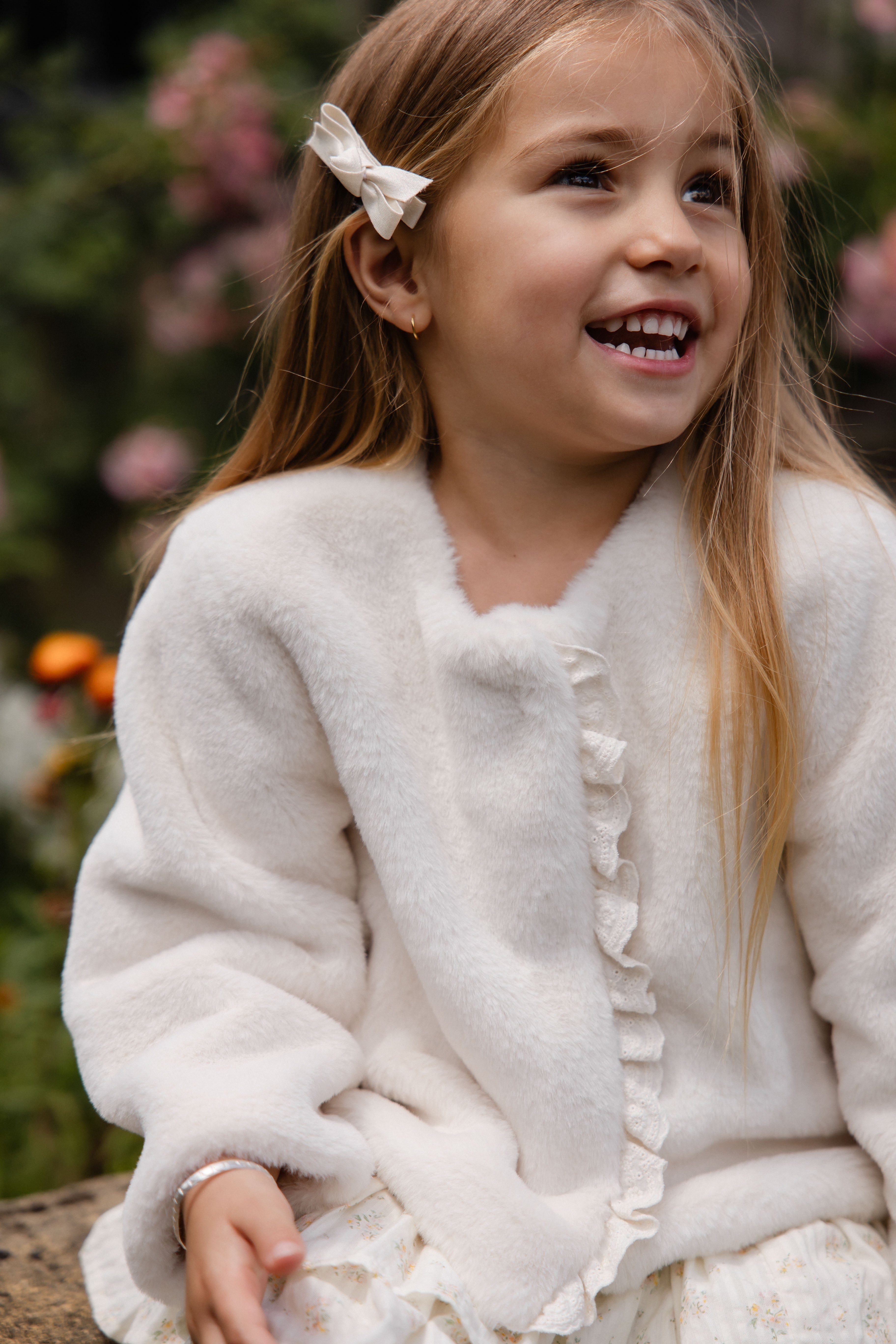 Blouson zippé en polyester doux crème vanille pour fille, vêtement d'extérieur chaud