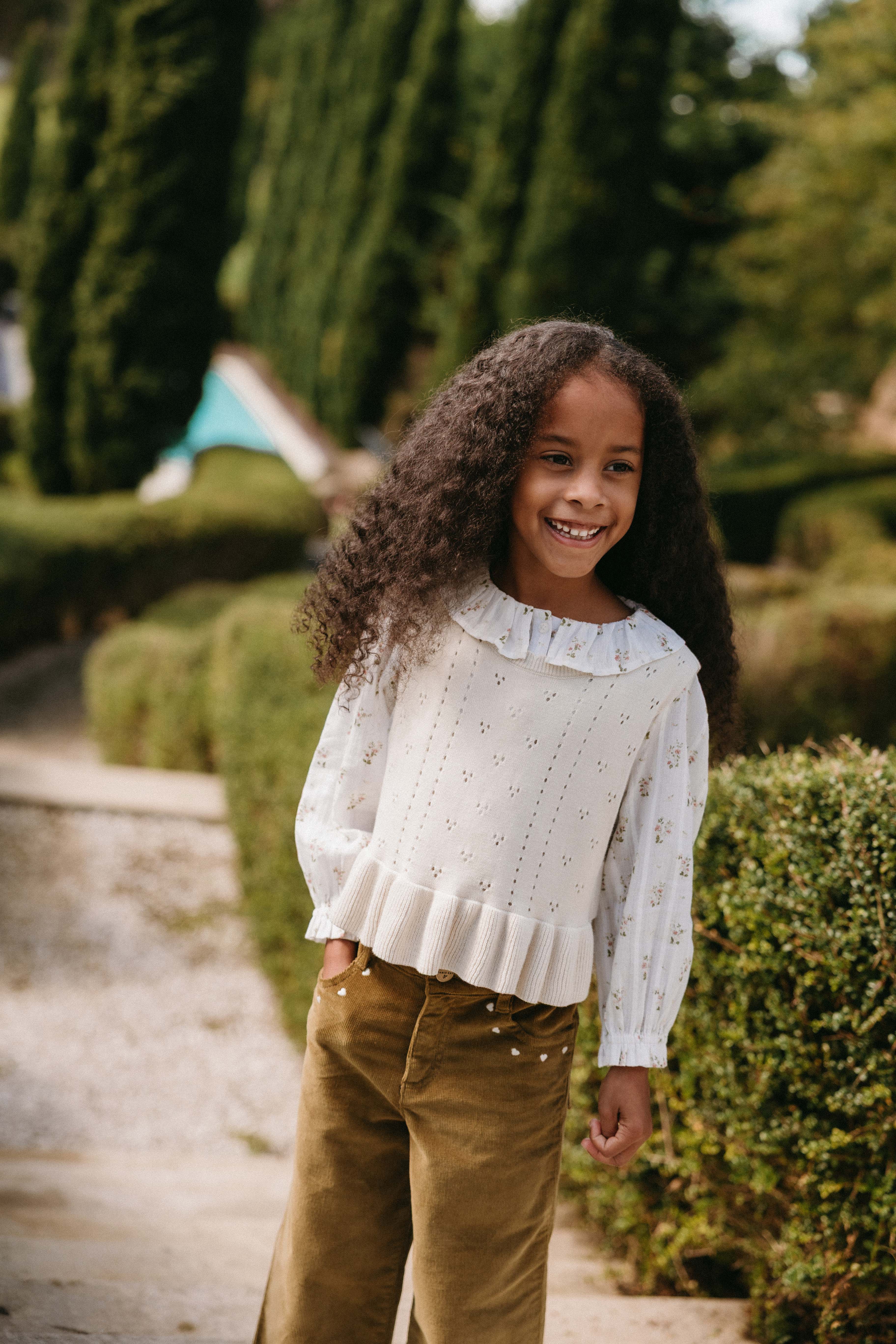 Haut sans manches en tricot texturé pour filles, en coton doux, col festonné, coloris vanille